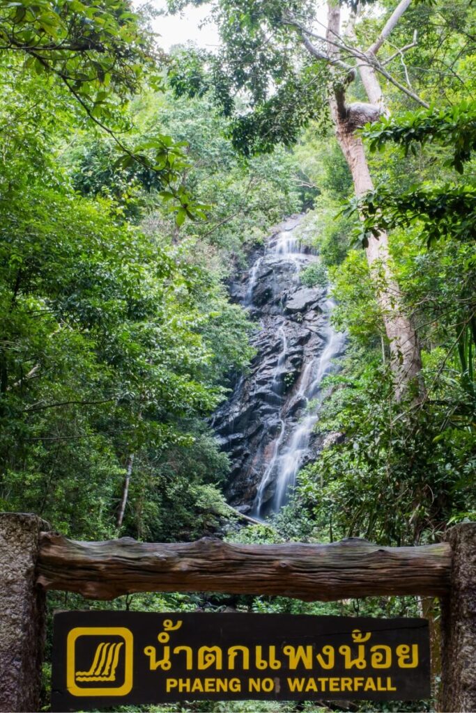 Phaeng Waterfall sign Thailand