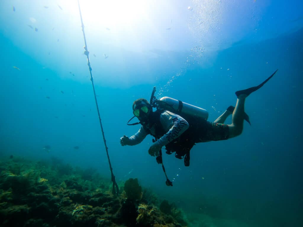 Scuba Diver Florida Keys Islamorada Travel Guide
