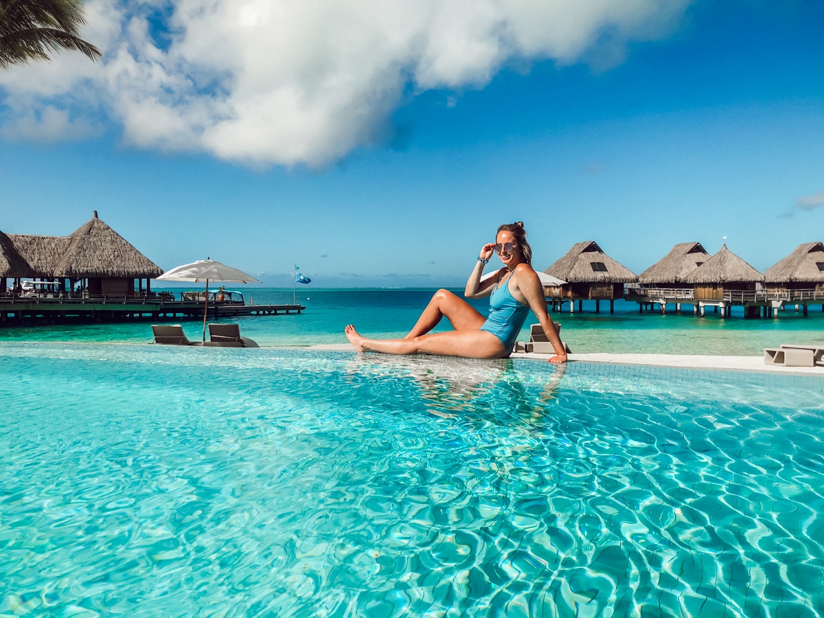 Bora Bora Honeymoon: How Much Does it Cost and Where to Stay