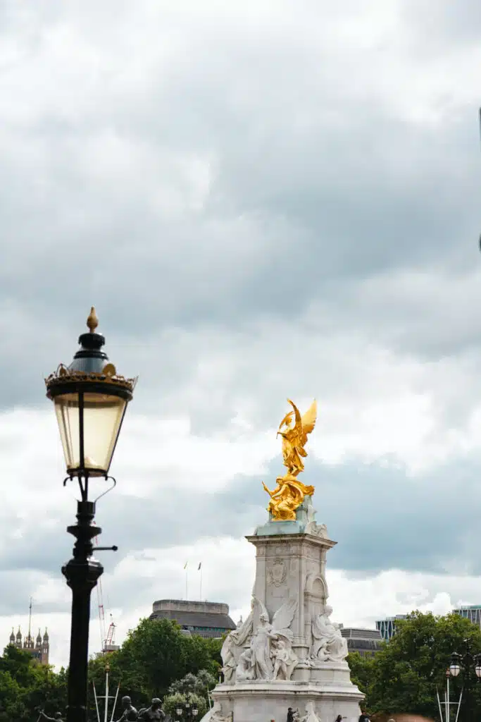 Statue in front of Buckingham Palace in London, England