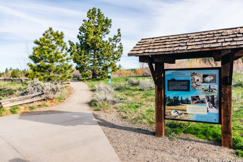 Entrance with wooden sign for the Lam Watah Trail in Lake Tahoe